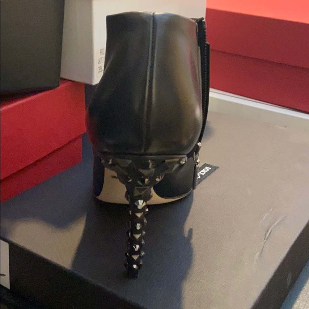 New Dolce & Gabbana black leather belucci boot - Picture 9 of 9